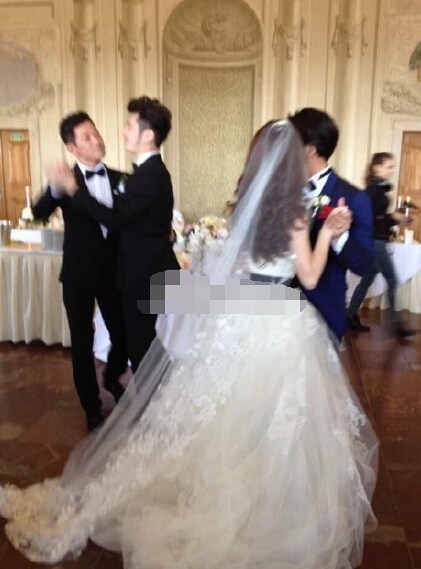汪涵婚纱照_汪涵杨乐乐