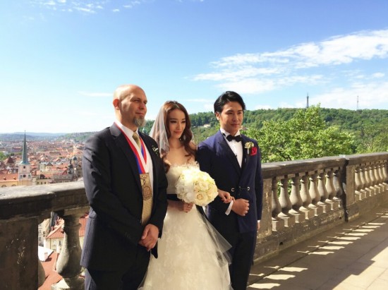 汪涵婚纱照_汪涵杨乐乐