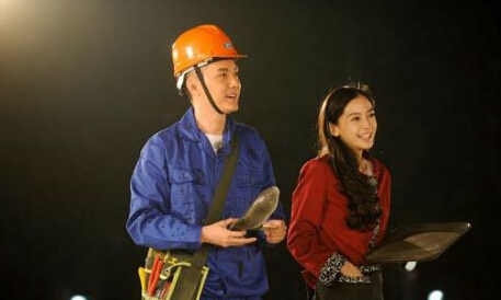曝跑男第三季最新一期花絮 揭秘外族人身份angelababy被淘汰原因