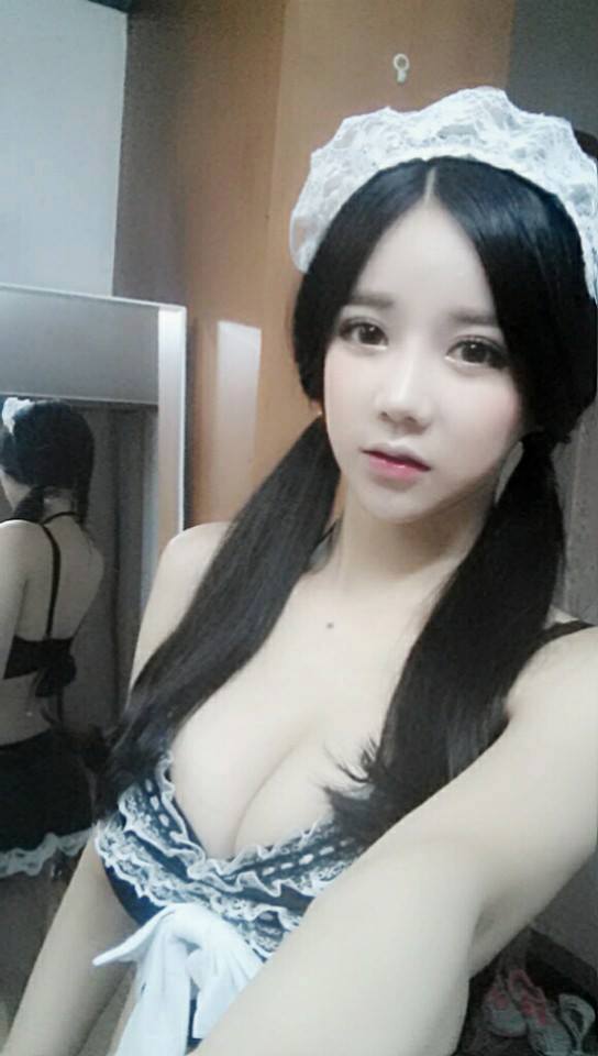 韩网络女主播身材不科学网络爆红 网友:身材太