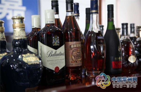 武进破特大假洋酒案 查获2651瓶XO马爹利