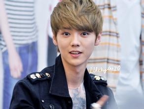 明星跨界互联网:赵薇电商平台卖红酒 范冰冰定