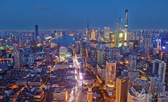 十二五收官之际 航拍上海城市建设变化