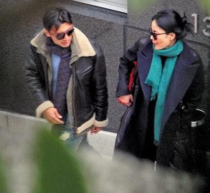 王菲谢霆锋下月在大理完婚? 揭锋菲复合后上头条的假新闻