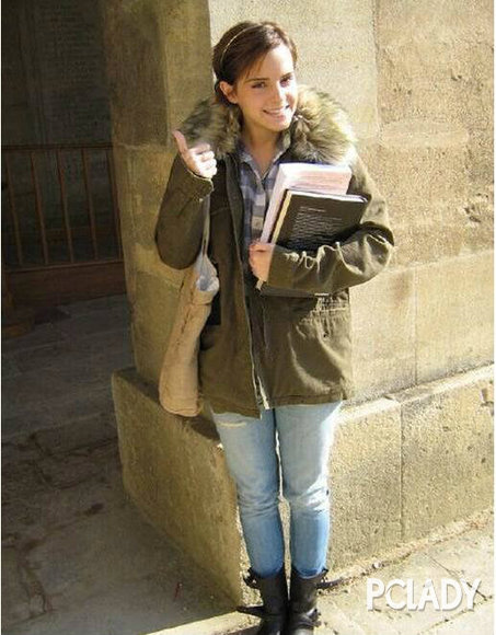 �������l�̵M�O���D Emma Watson���ܤ���