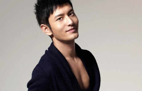 黄晓明每年捐10万回馈母校 揭黄晓明身价与ba