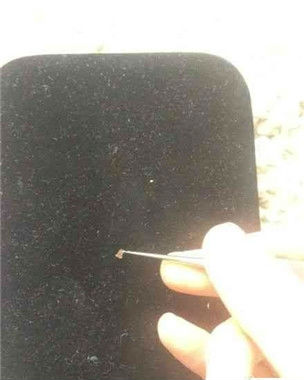 ]״D