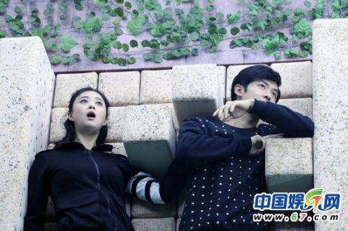 付辛博勇闯《疯狂的麦咭》护卫蒋欣被跑偏变包表情识相算你图片