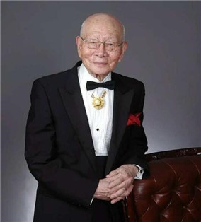 中国合唱指挥泰斗马革顺逝世 享年101岁 妻子