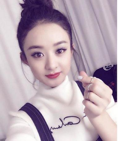 赵丽颖晒丸子头自拍 曾当外围女陪睡黑历史内幕曝光(图)