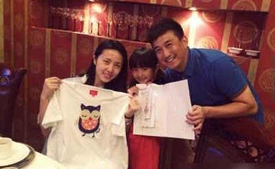  黄磊小女儿庆生 呆萌 多多手绘贺卡:永远爱你--