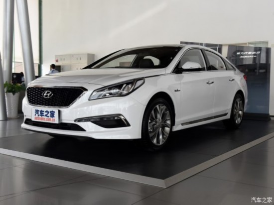  2015 1.6T GLX