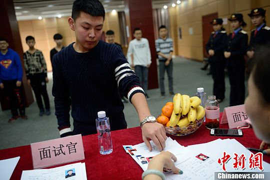 内蒙古中职院校高铁乘务专业成热门