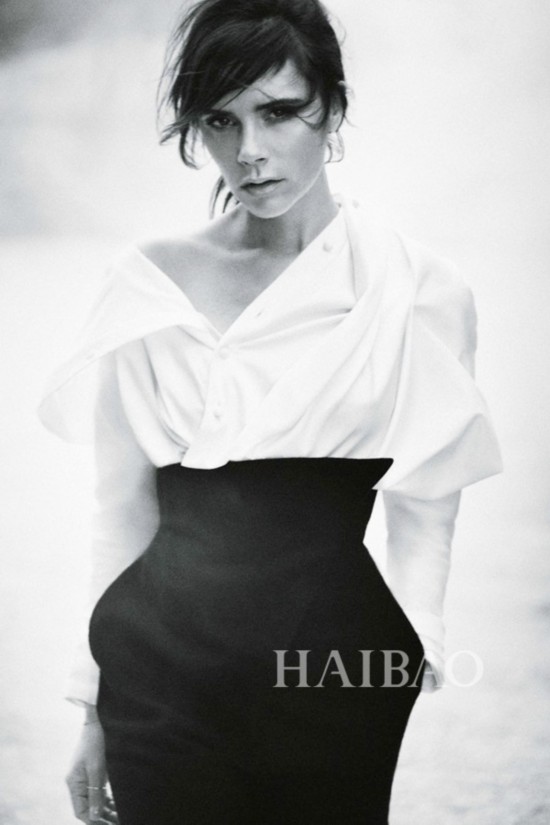 Victoria Beckham為Vogue德國版11月刊拍攝時尚大片