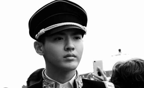 吴亦凡军装出巡 揭吴亦凡鹿晗黄子韬张艺兴四