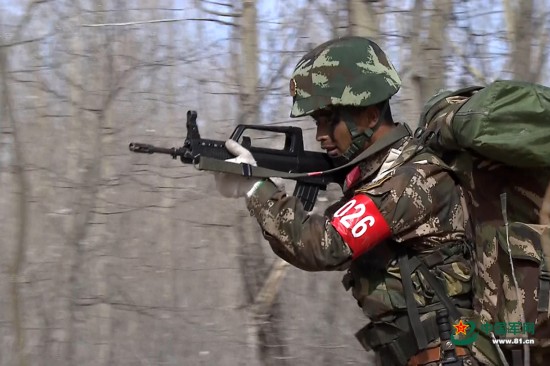 探密高原特战训练营:雪域勇士极限在哪里?