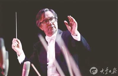 大丰2016年新年音乐会奏响 国外交响乐团表演