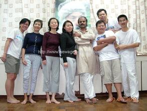 性治疗师现场指导夫妻房事 80岁老夫妻也来找