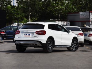 �������� ����GLA 2015�� GLA 200 ʱ����