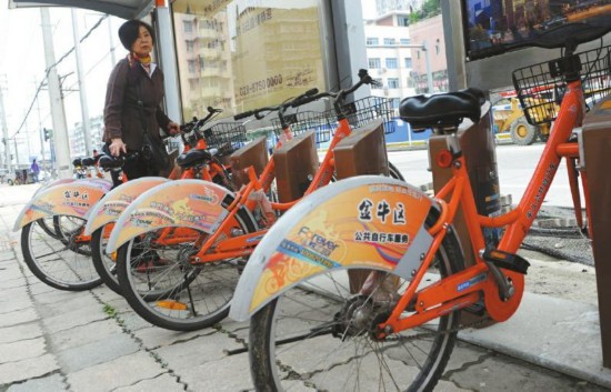 水土不服尴尬遇冷 成都暂停公共自行车投放(图