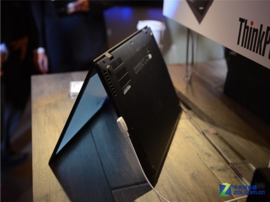 ThinkPad X1 Carbon CES2015չ