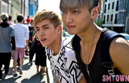 吴亦凡晒侧颜照 黄子韬败诉痛斥SM吴亦凡粉丝