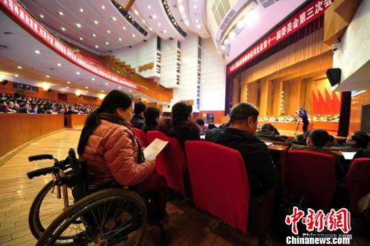 江苏gdp两会_江苏gdp破10万亿图片