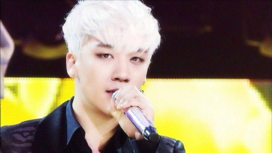 权志龙TVXQ允浩Suju银赫李敏镐尼坤金钟国R