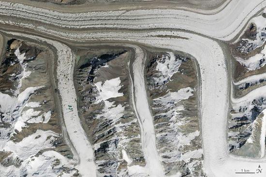 Landsat 8ϵ½س2015814˹̹ɽƬм¡ĲֽӣǱѧݱ¡ĳרʡ ͼƬcourtesy NASA, caption by Adam Voiland.