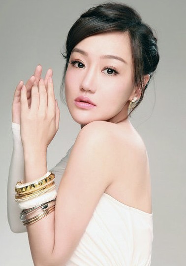 胡歌結婚竟因整人小游戲 緋聞女友薛佳凝大曝光