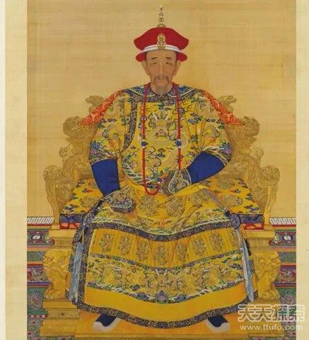 历史  原标题:清12位皇帝真实相貌 他葬送整个王朝      4,康熙