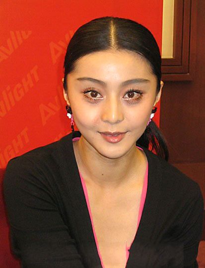 孫儷劉亦菲高圓圓 漂亮女星“最丑”照片大集合