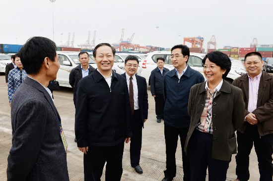 彭清华参加指导钦州市委领导班子专题民主生活