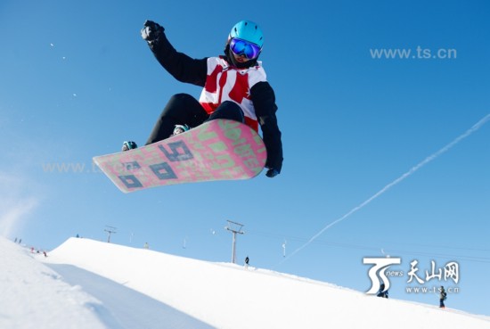 新疆滑雪队教练潘立权:新疆拥有全国最好的滑