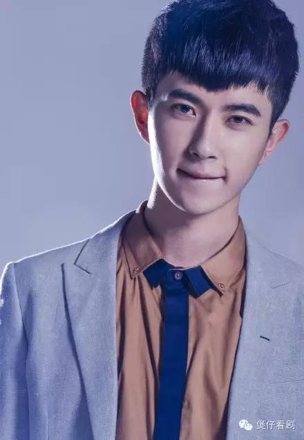 《太子妃剧组》现代装逆天 张天爱甜美太子酷