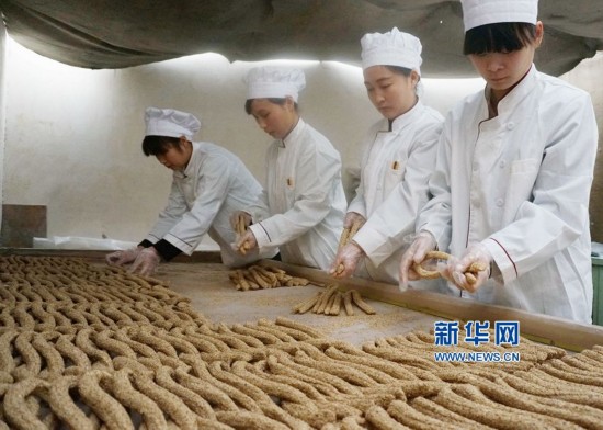 舌尖上的河南美味--芝麻糖