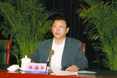世贸天阶董事长_世贸天阶夜景