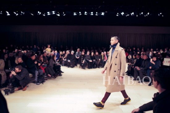 �d��Z�լf�Q (Burberry) T�x�B�k�q