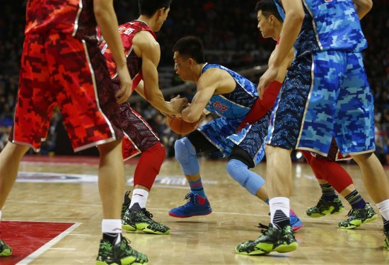 CBA全明星赛:北方明星队172比145战胜南方明