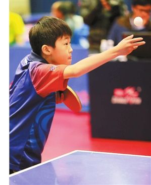 深圳举行首次大众乒乓球攻段考试