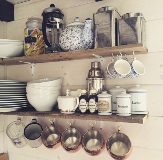 旧金山夫妻因房价太高改住拖车车厢(高清组图