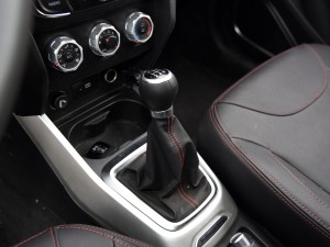 л лV3 2015 1.5L ֶ