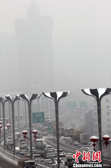 乌鲁木齐人口流失原因_中国面积最大的省 新疆,省会城市人口却大量流失不足(3)