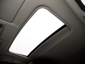 ó AX3 2016 1.5L Զ