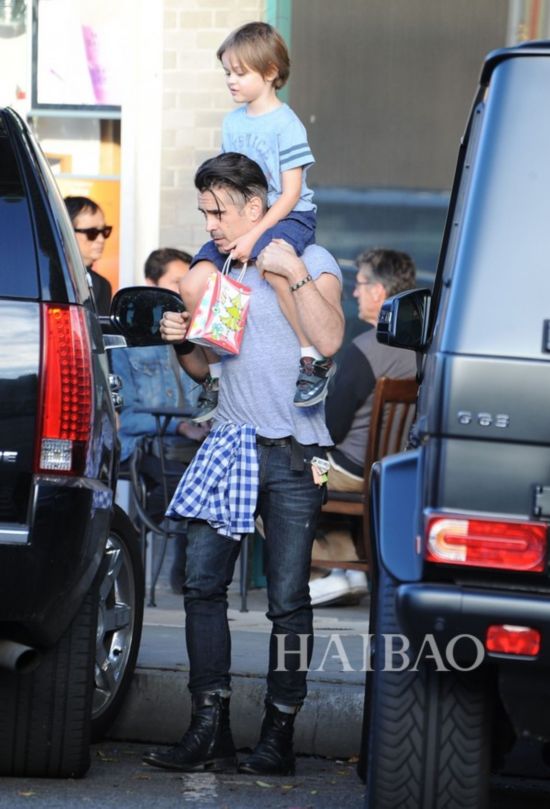 LPk纸 (Colin Farrell) M6lHenrybnܶ~X