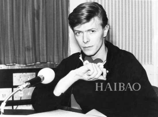 �j�áP�j�� (David Bowie)