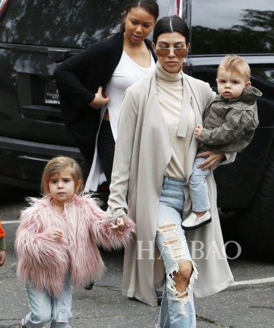 үSgPd (Kourtney Kardashian) MoTӫĤlMasonBPenelopeBReign~X