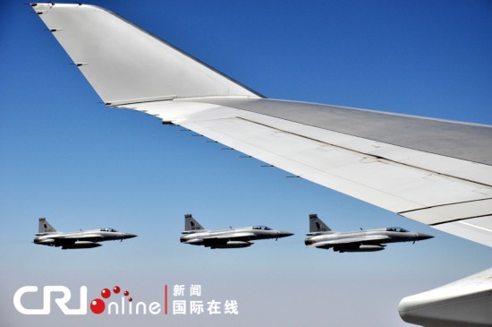 习近平出访中东 哪些战机曾为习近平专机护航