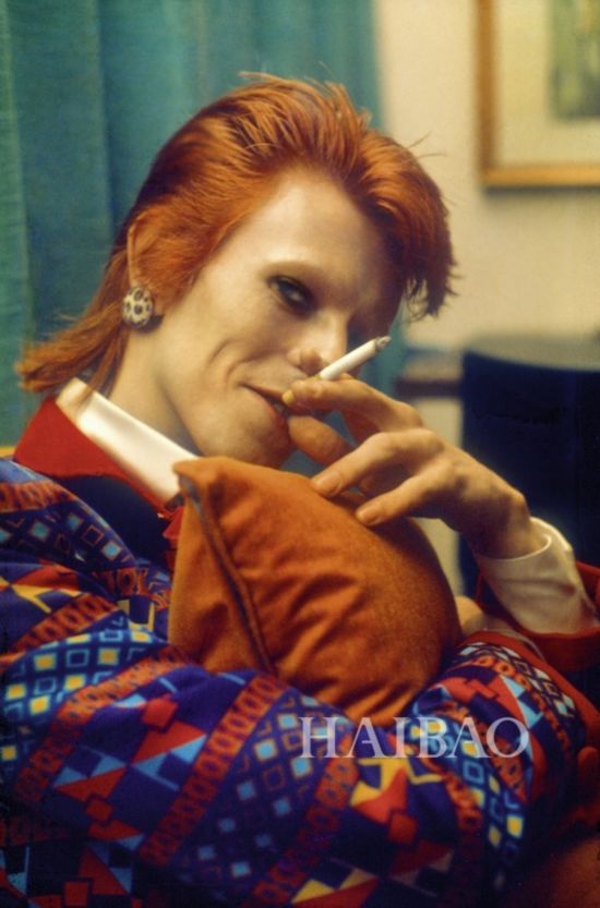 �j�áP�j�� (David Bowie)