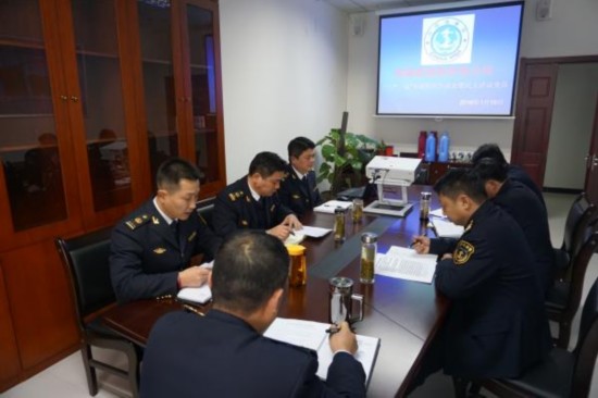 开三严三实专题组织生活会暨民主评议党员会